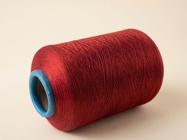 Нить ПЭ (ПСН) 150D/48F красный